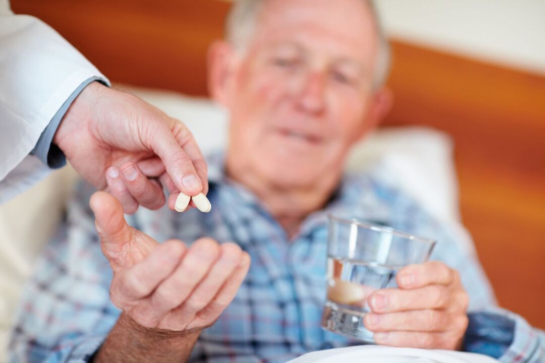 tomando remédios para prostatite